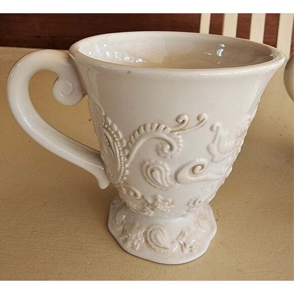 Cups/Mugs-Roscher-Cream on Cream-"Paisley Collection"-Relief-Footed-Set of 3 - Picture 6 of 15